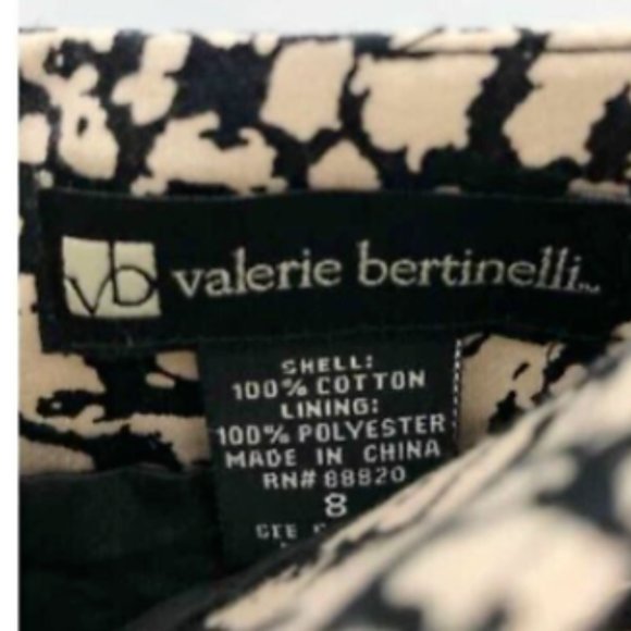 Pencil Skirt Size Medium NEW Black/White Geometric Design Zip up Short - Picture 6 of 6